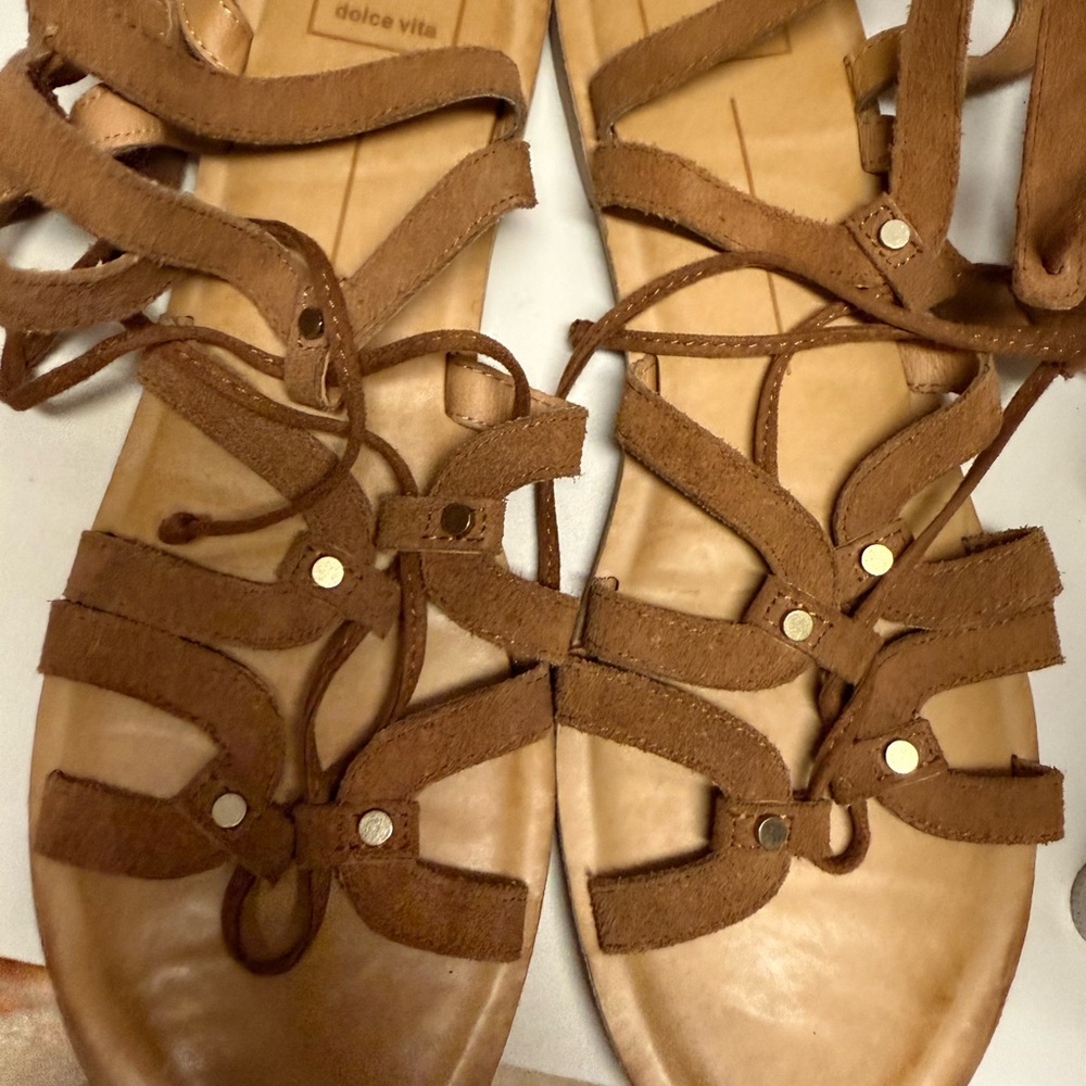 Dolce Vita Women's Brown Strappy Sandals